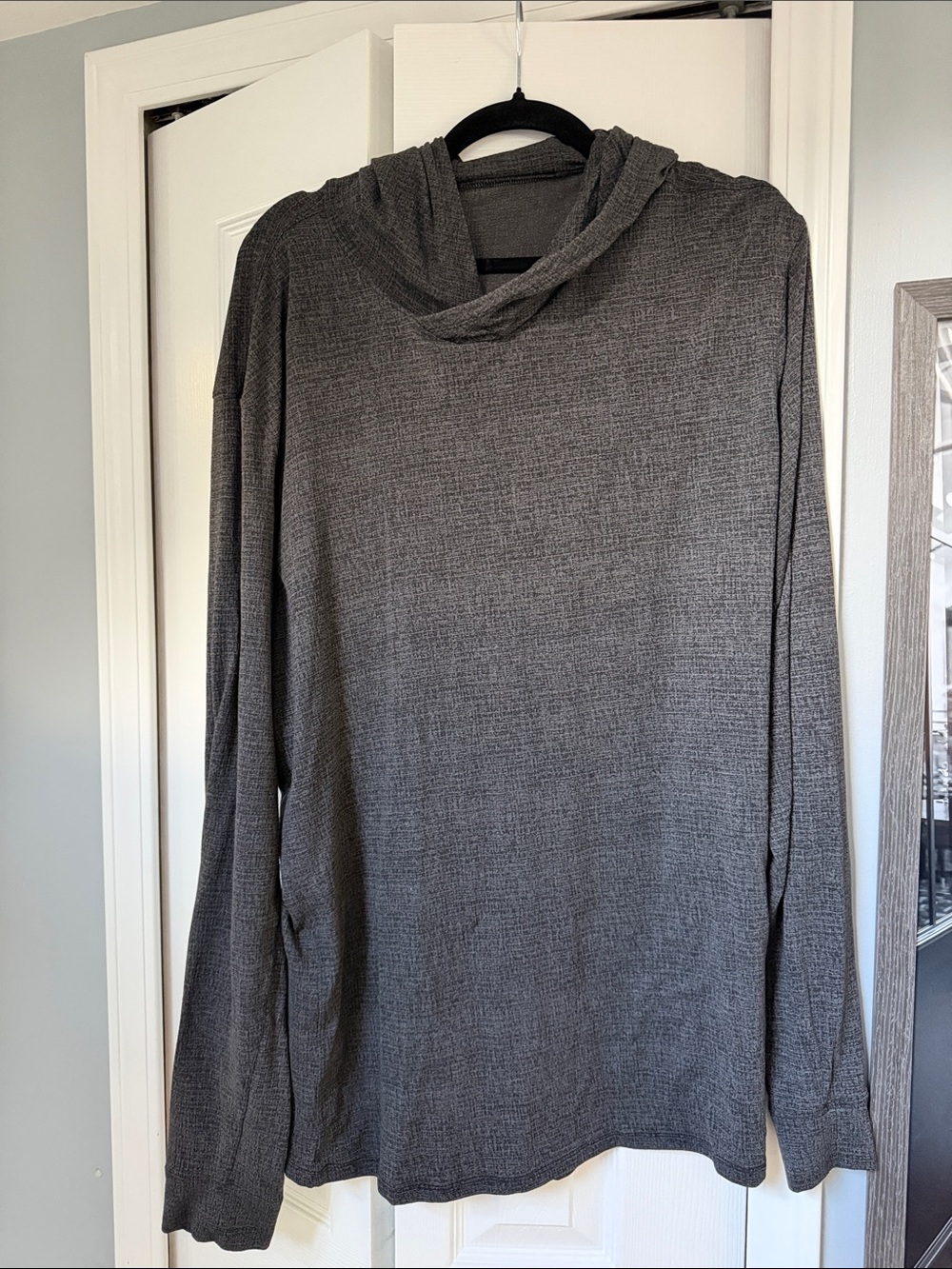 lululemon athletica Men's Turtleneck Sweater - Charcoal
